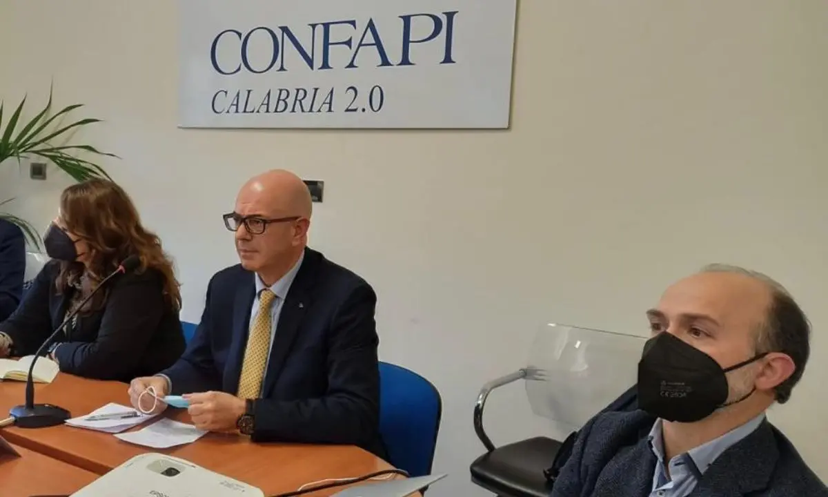 Protocollo d'Intesa tra Confapi Calabria e il DIMES dell'Unical