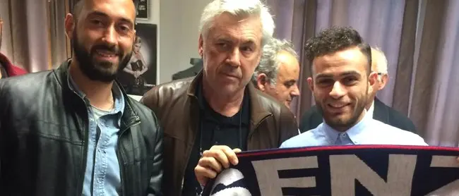 Lago, un paese in tilt. Blitz di Ancelotti con la sciarpa del Cosenza