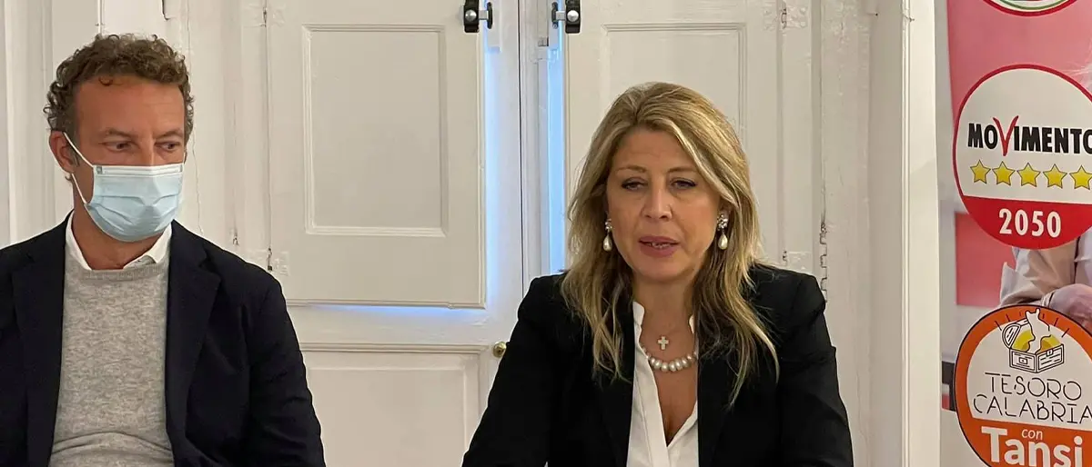 Cosenza, Luberto e Rende rilanciano: «Caruso ci caccia? E da dove? Mai stati nella sua maggioranza...»