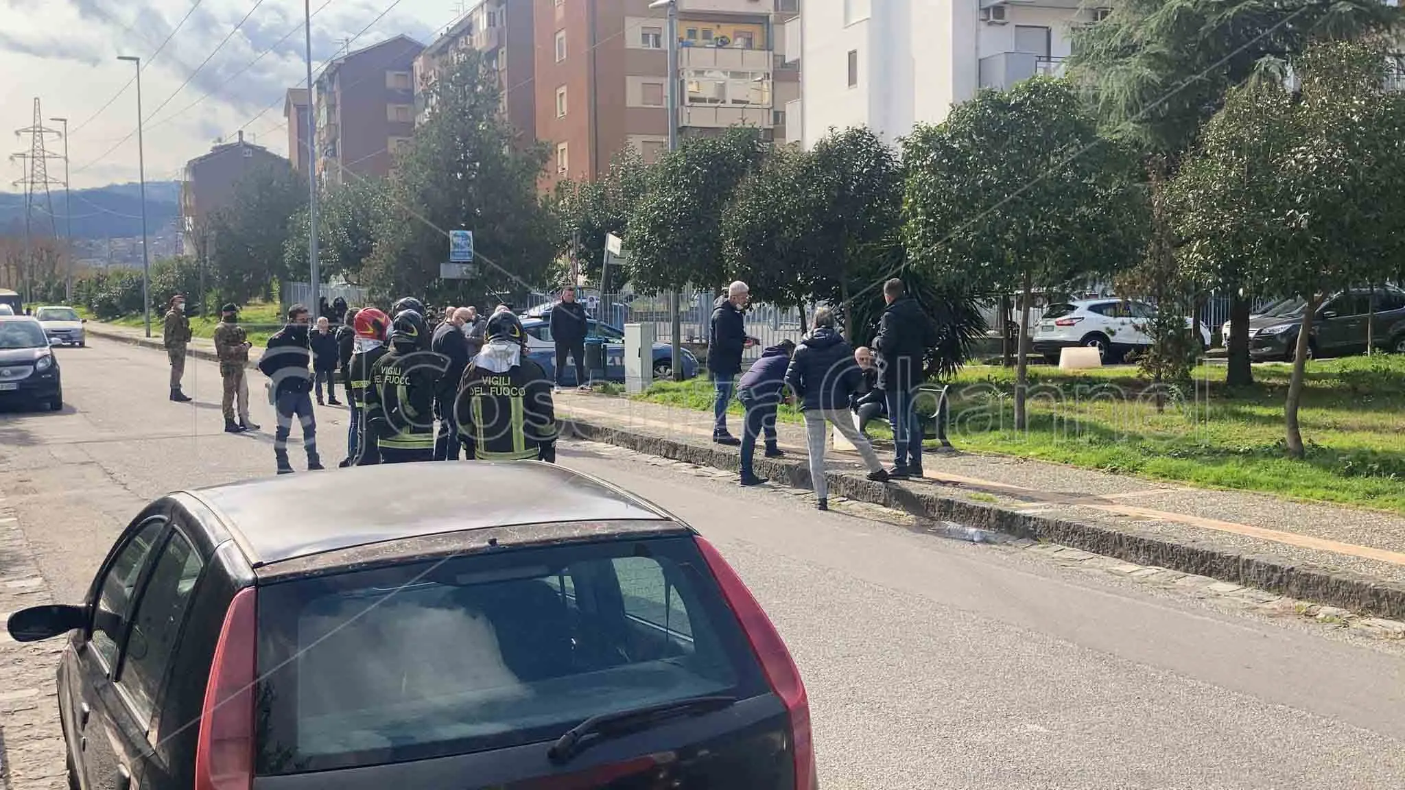 Momenti di tensione a Cosenza, operaio di Ecologia oggi minaccia di darsi fuoco