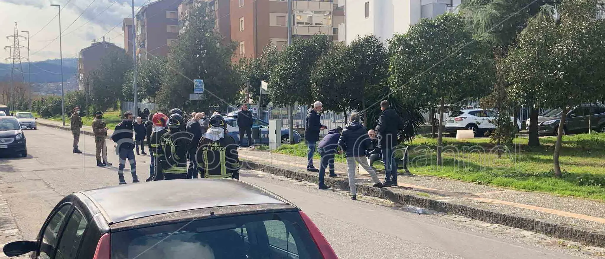 Momenti di tensione a Cosenza, operaio di Ecologia oggi minaccia di darsi fuoco