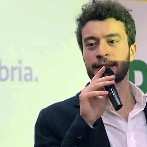 Pd Cosenza, Alimena: «De Simone ha tentato di inquinare l'atmosfera»