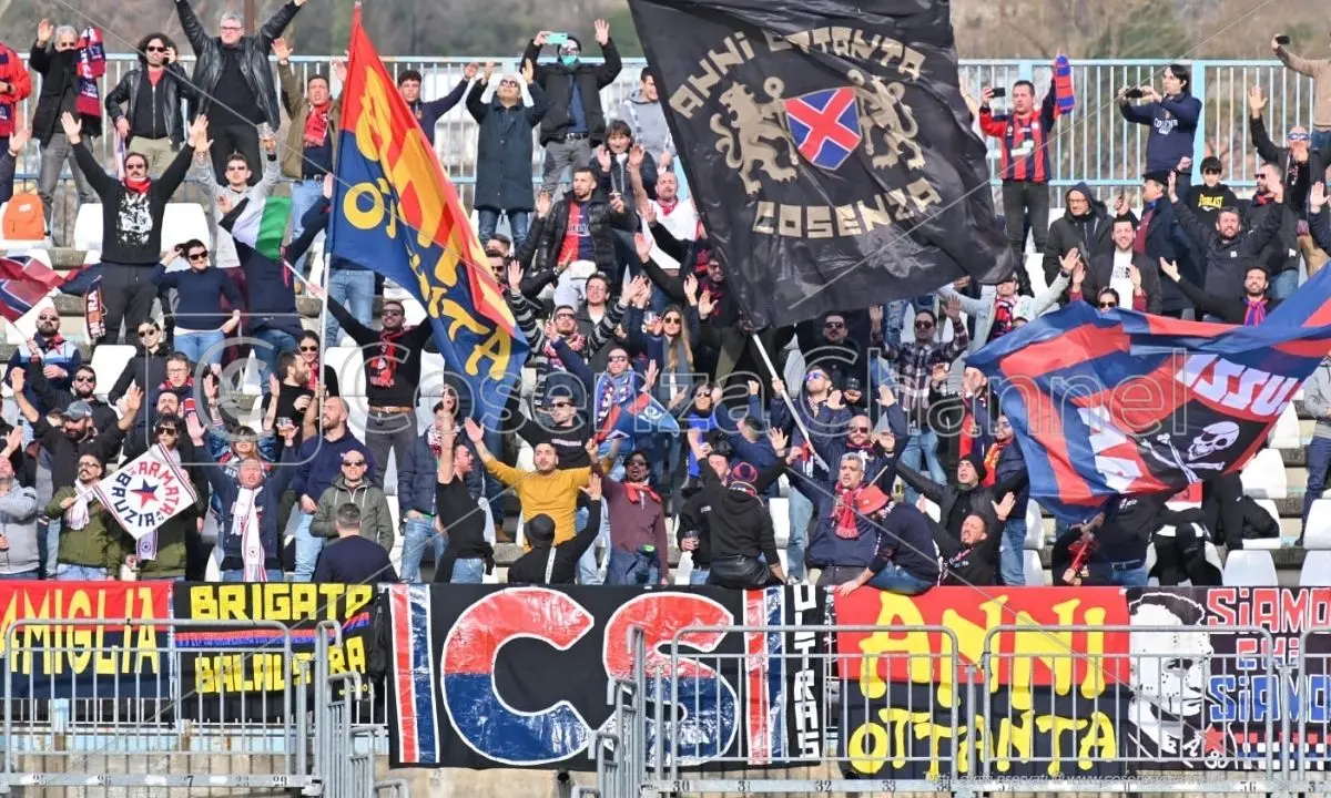 Cosenza, pronta l'invasione di Vicenza. I prezzi per la partita del \"Menti\"