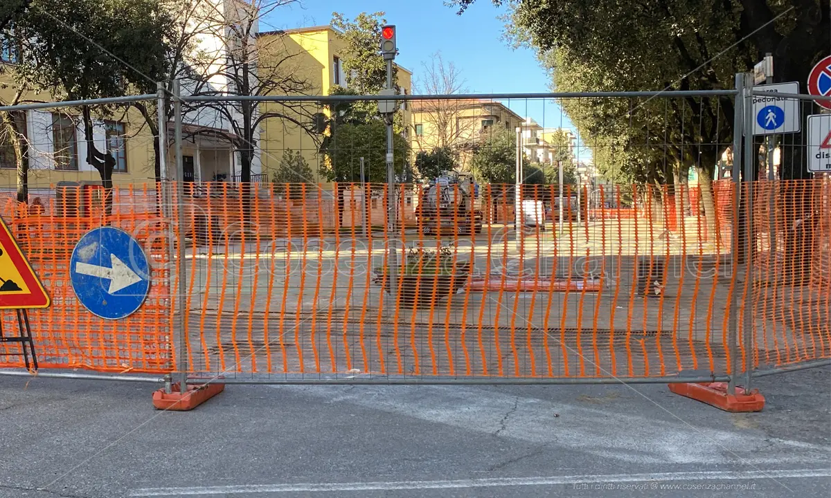 Via Roma, rigettato il ricorso presentato dai genitori della scuola “Plastina Pizzuti”