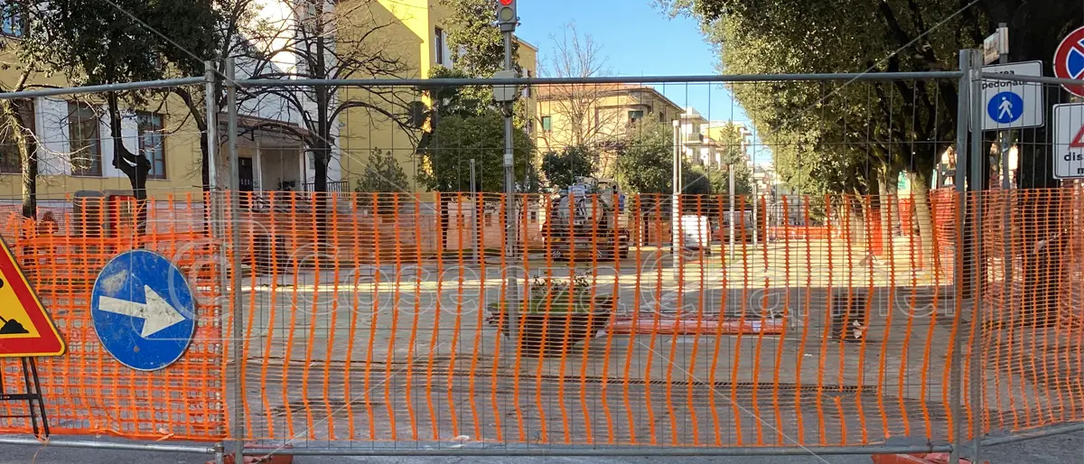 Via Roma, rigettato il ricorso presentato dai genitori della scuola “Plastina Pizzuti”