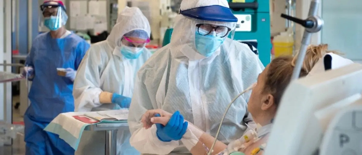 Covid Italia, bollettino del 22 febbraio: aumentano i contagi e i morti