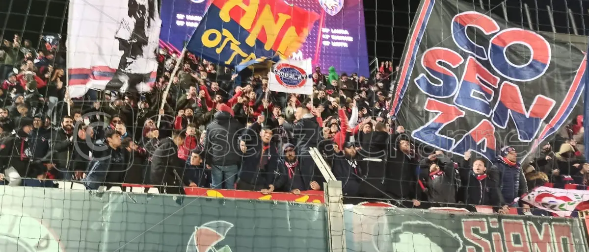 Cosenza-Brescia: terzo spareggio salvezza per i Lupi in Serie B. Il regolamento