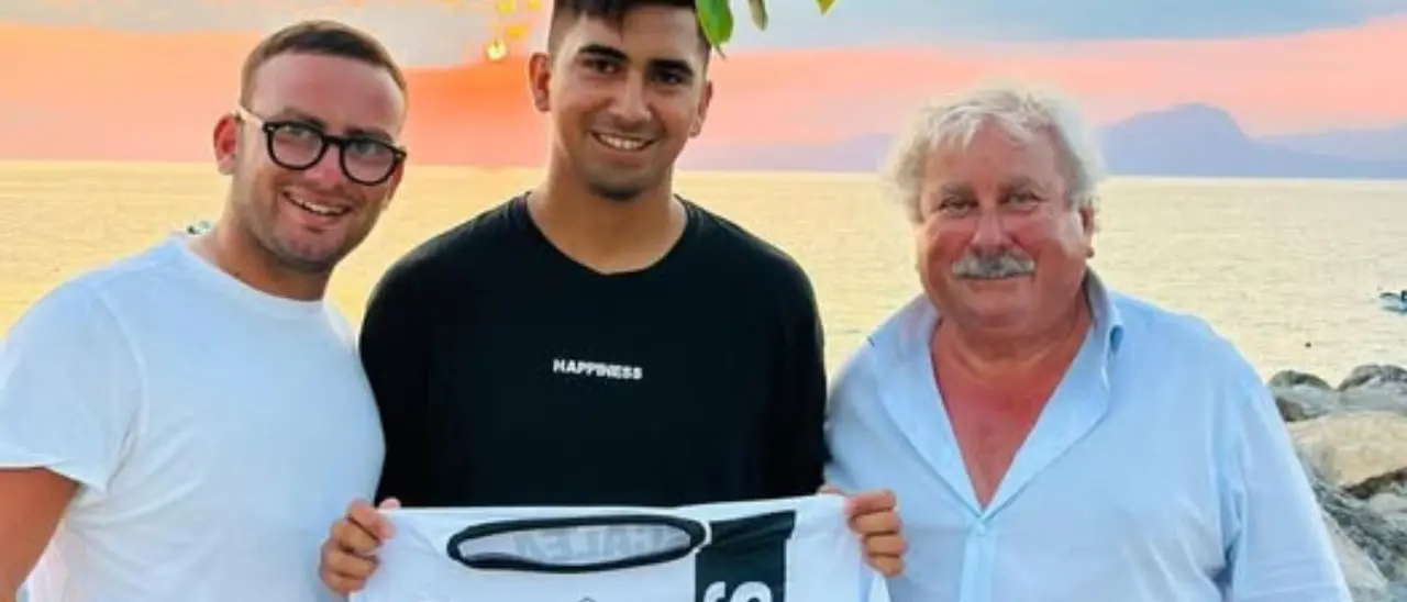 Dilettanti, lo Scalea riparte dalle certezze: ufficiale il rinnovo dell’argentino Sebastian Uzzante\n