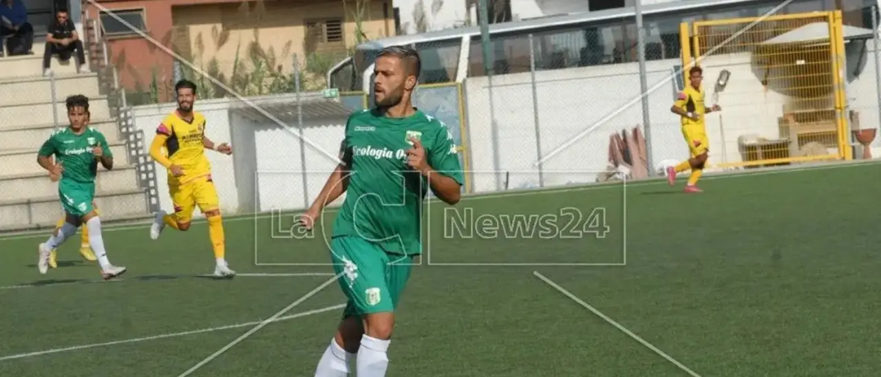 Serie D, rinnovo di spessore per la Vigor Lamezia: prolunga Vincenzo Curcio, specialista di promozioni\n