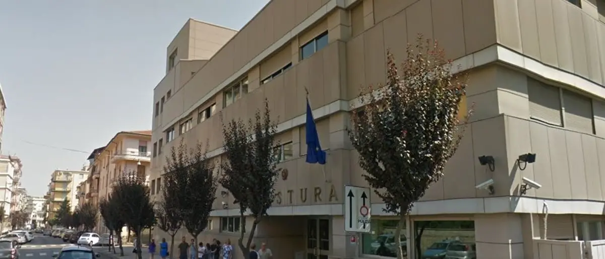 Arrestati a Cosenza due uomini per furto d’auto in flagranza di reato