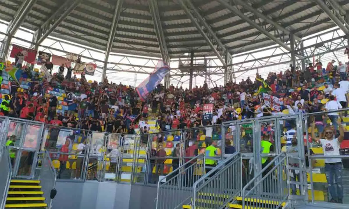 Frosinone-Cosenza, il dato all'ora di pranzo sui tifosi rossoblù allo “Stirpe”
