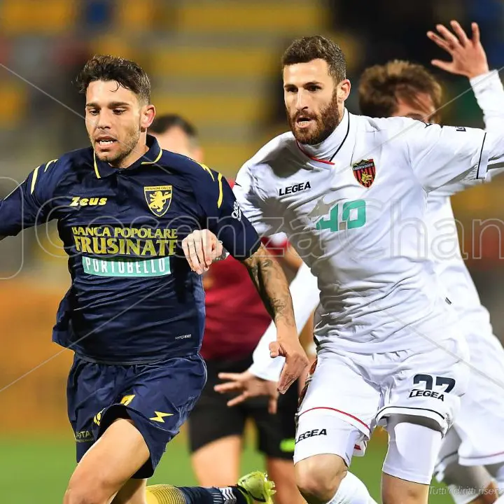 Frosinone-Cosenza, pagelle: Hristov la fa grossa, Laura pericolo costante
