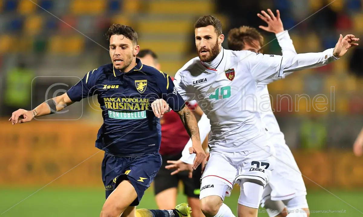 Frosinone-Cosenza, pagelle: Hristov la fa grossa, Laura pericolo costante