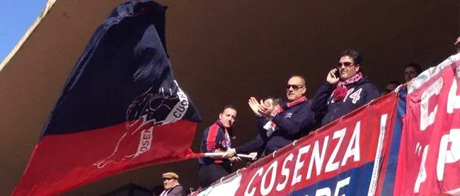 Cosenza nel Cuore: \"Illegittimo il provvedimento del Prefetto di Catanzaro\"