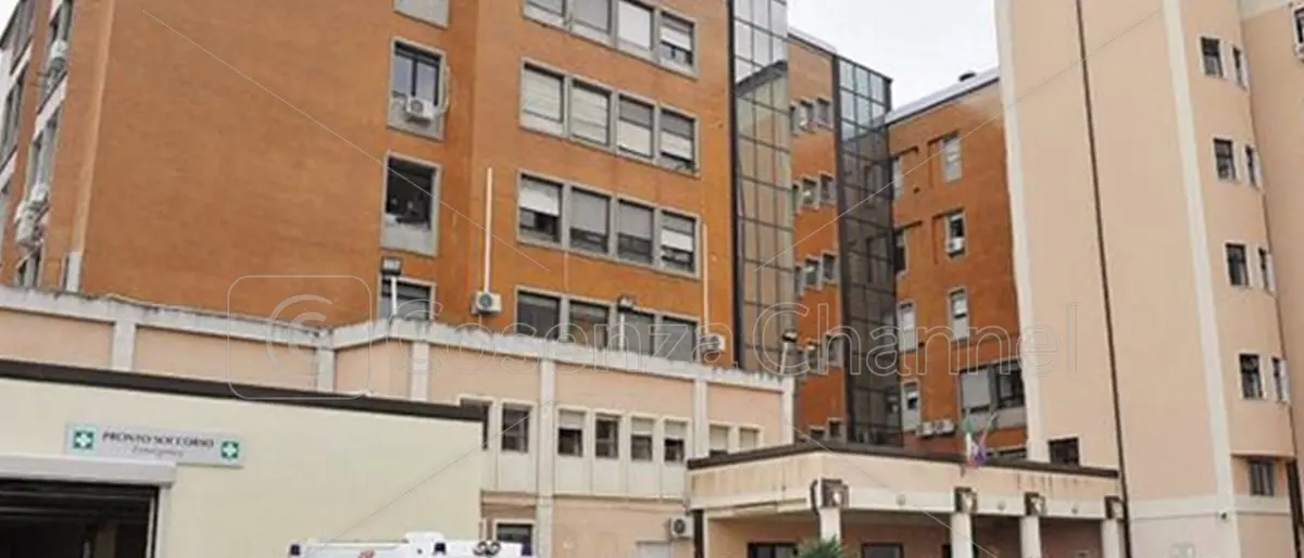 Corigliano Rossano, 65enne in ospedale: «Ho subito una violenza sessuale». Ora non sa dove andare