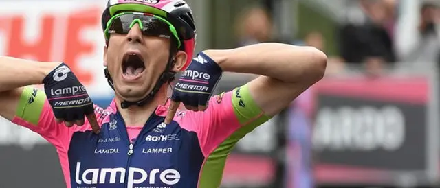 Lo spettacolo del Giro d'Italia sul Tirreno cosentino