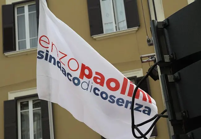 AMMINISTRATIVE 2016 | La coalizione di Paolini: «Sui cottimi fiduciari Occhiuto non dice la verità»