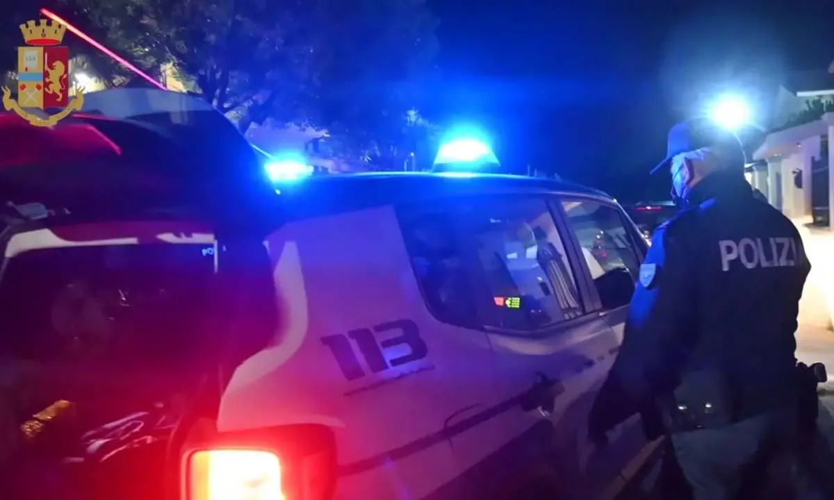 Spaccio di droga, scattano 56 arresti. Operazione in corso anche in Calabria