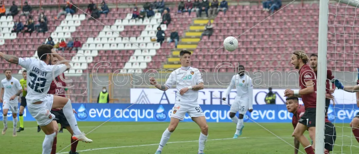 Cosenza, occhio al Bati. Quella traversa al \"Granillo\" ancora brucia