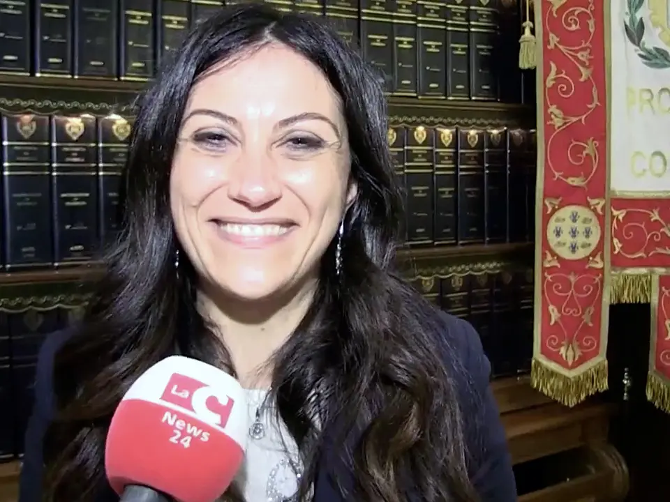 Provincia di Cosenza, Succurro affida al marito Ambrogio un incarico gratuito