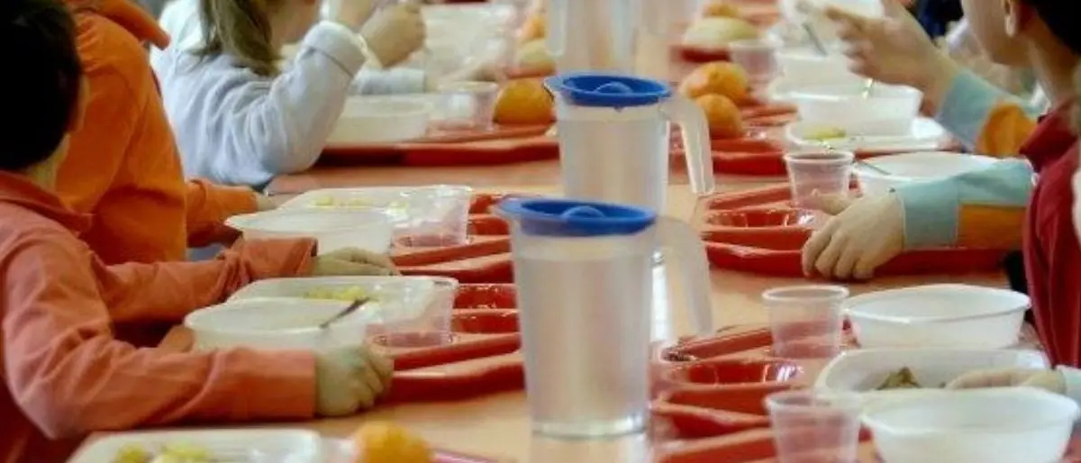 Corigliano Rossano, i docenti si oppongono al pasto da casa: caos nelle scuole