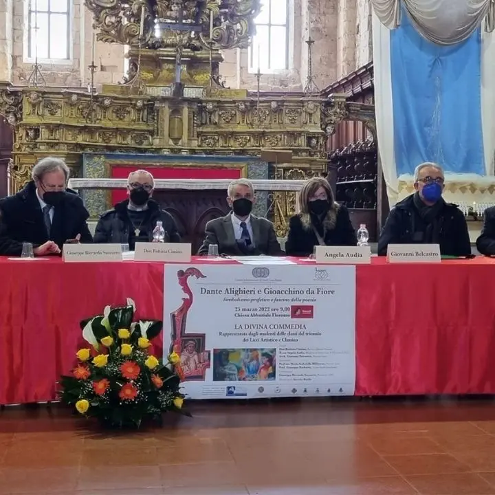 Celebrato a San Giovanni in Fiore il \"Dantedì\" dai Licei e dal centro internazionale di studi gioachimiti