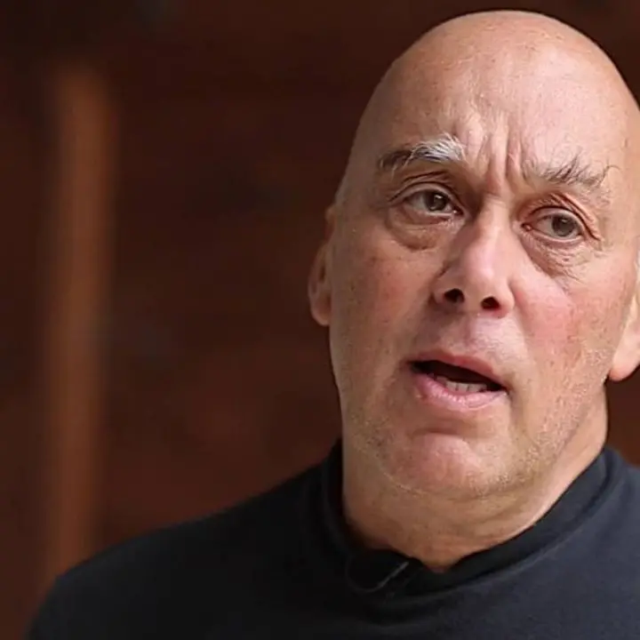 Michael Jakob al \"Telesio\" di Cosenza per parlare di Petrarca (e non solo)