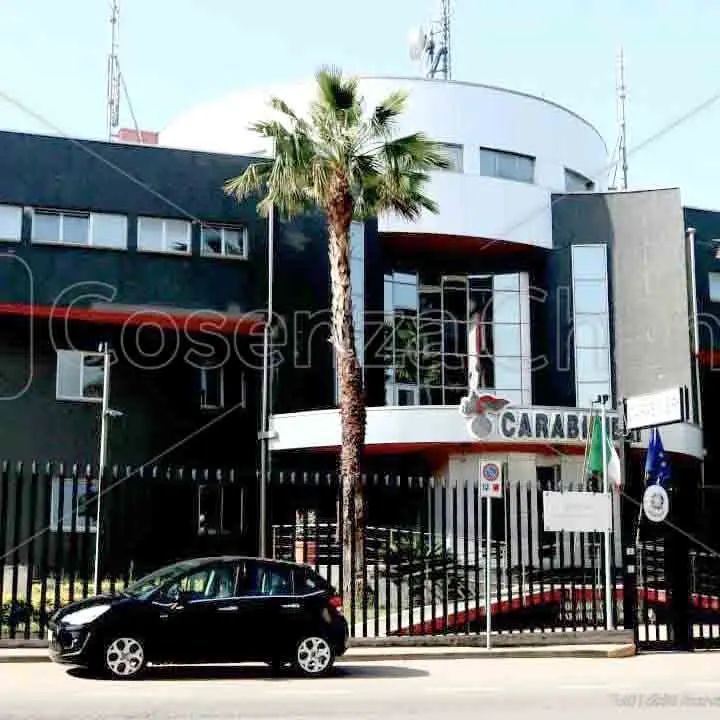 Caserma dei carabinieri di Rende, la Cassazione annulla la sentenza d’appello\n