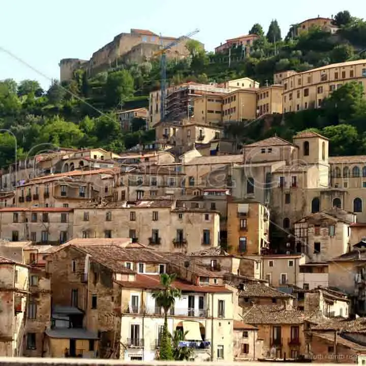 Cosenza, in liquidazione i contributi per i mutuari delle abitazioni in centro storico
