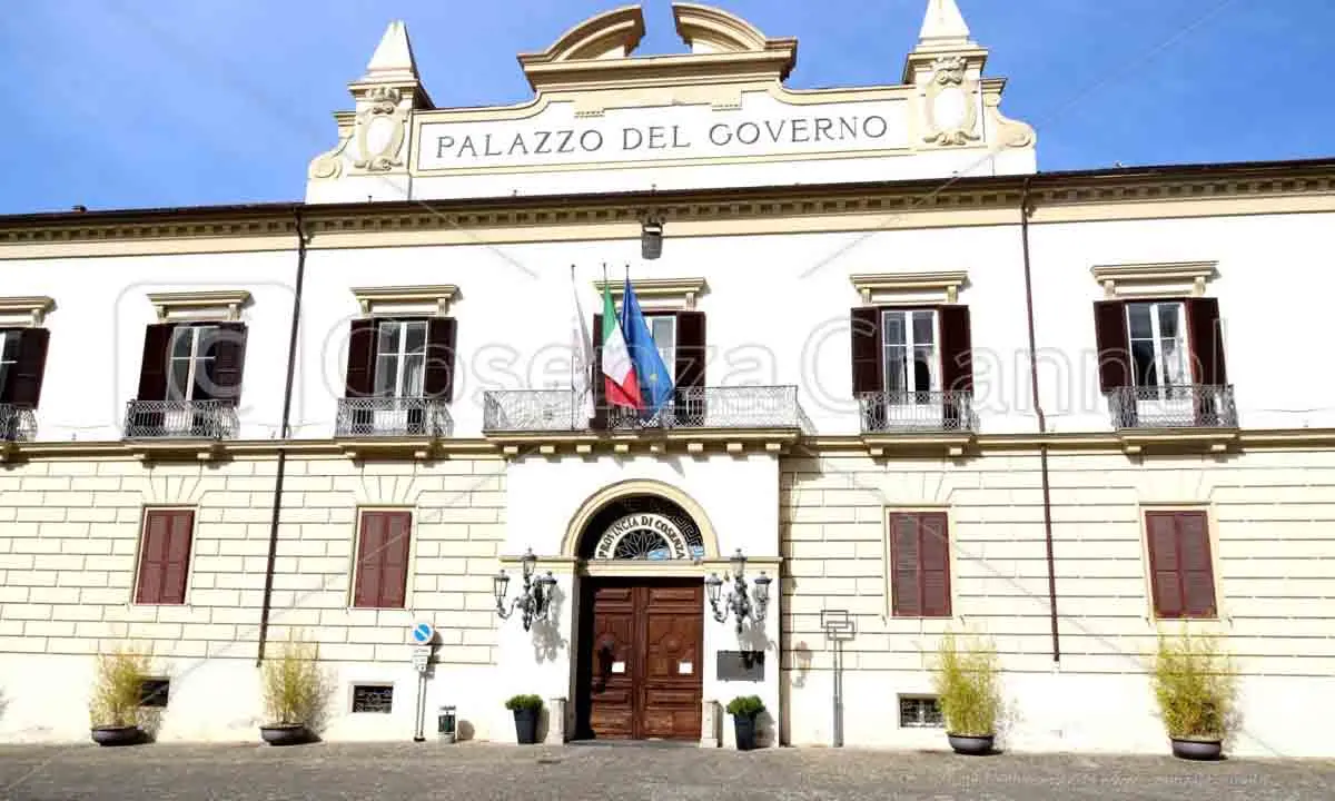 Provincia di Cosenza verso un'infornata di poltrone fino a 32 consiglieri e 10 assessori