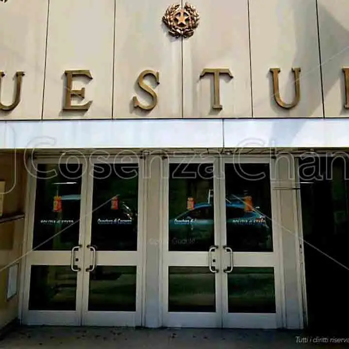 Droga vicino le scuole, controlli a Paola. Cocaina ed \"erba\" a Roggiano