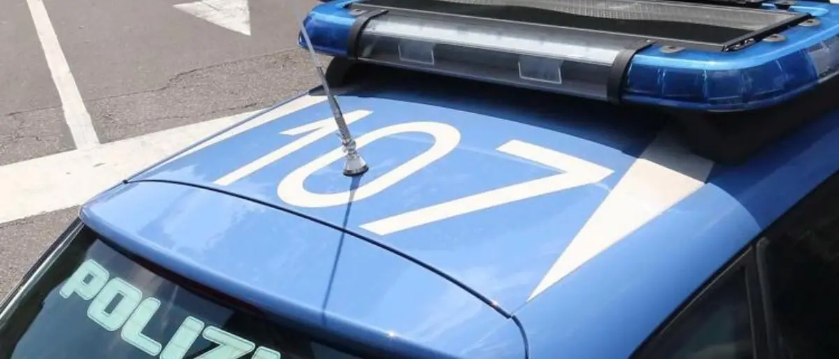 Roma, cadavere di una ragazza di 16 anni trovato vicino a un cassonetto