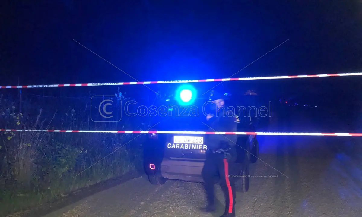 Castrovillari, duplice omicidio con modalità mafiose: uccisi un uomo e una donna (FOTO)