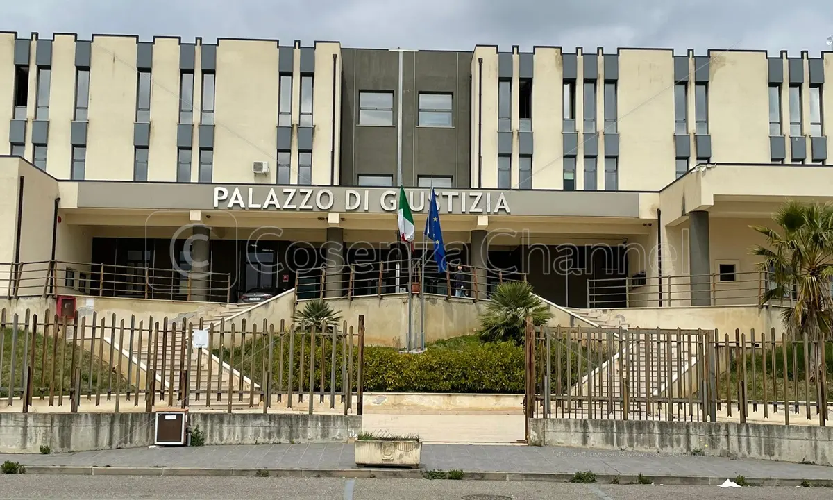 Occupazione abusiva di terreno comunale, assolto 35enne di Cariati