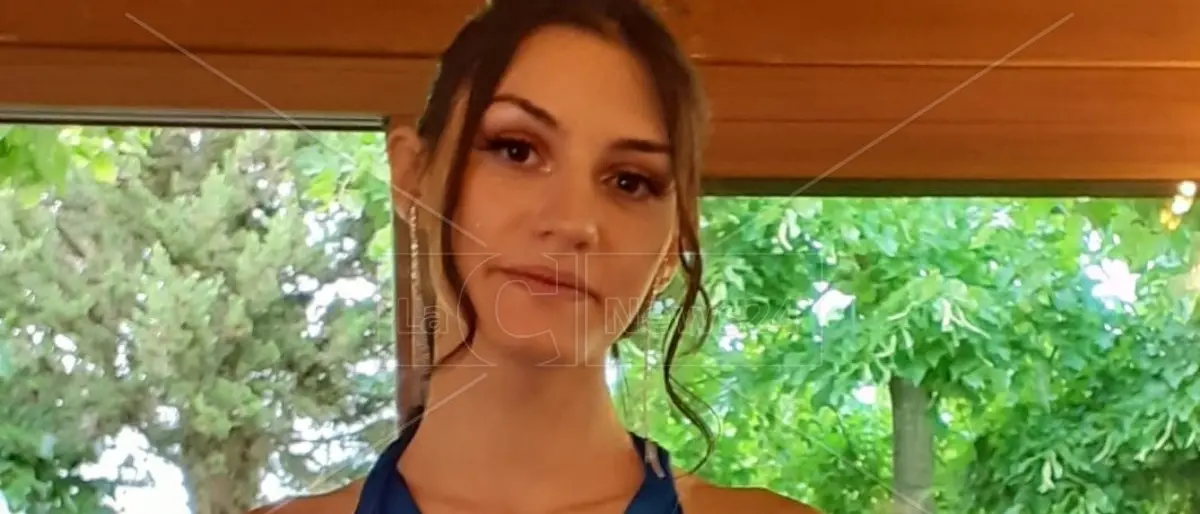 La Calabria piange Maria Elia, la 17enne morta a Perugia per un possibile caso di influenza suina