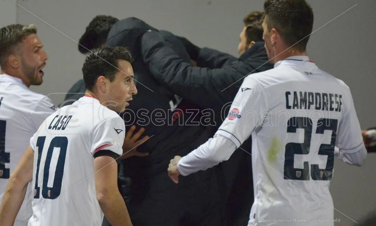Cosenza, è un film già visto. Anche la Spal trova il pareggio al 92' (2-2)