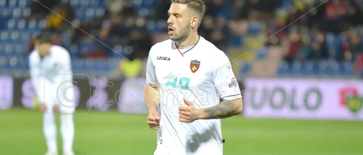 Casertana-Cosenza, come giocano i falchetti? Con loro c’è l’ex Liotti