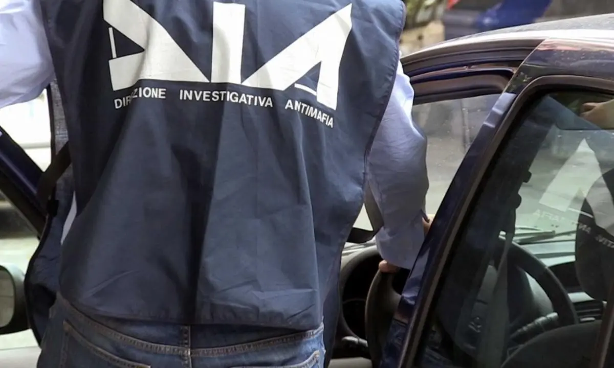 Non solo narcotraffico, la 'ndrangheta punta alle imprese e ai fondi del Pnrr