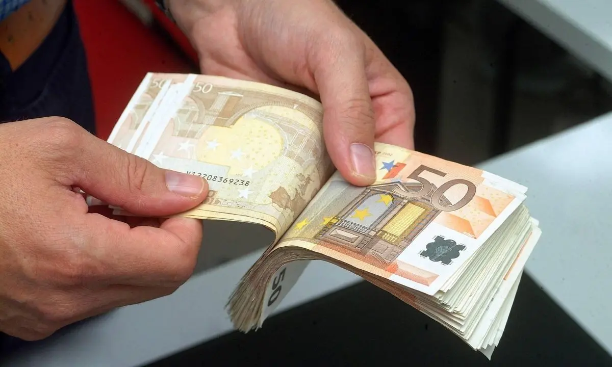 Tredicesima più \"pesante\" per i dipendenti. Ecco chi godrà dell'aumento