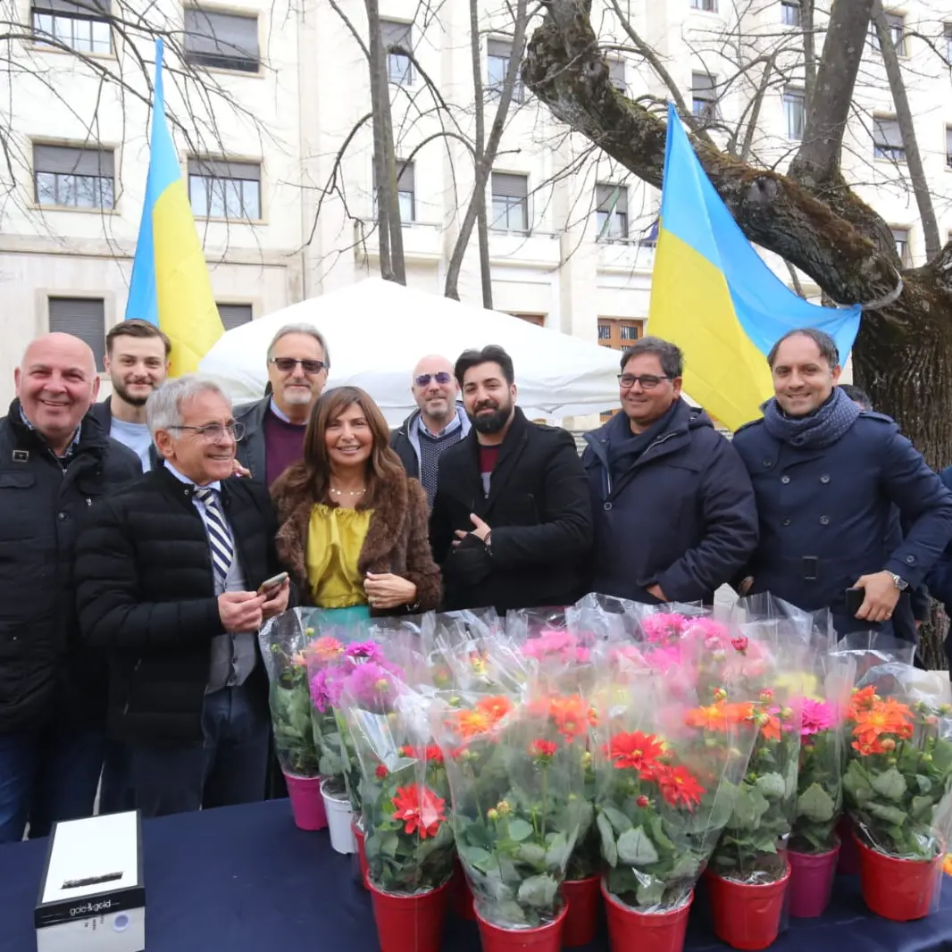 Raccolta fondi della Lega per l'Ucraina. Loizzo: «Ognuno dia il proprio esempio»