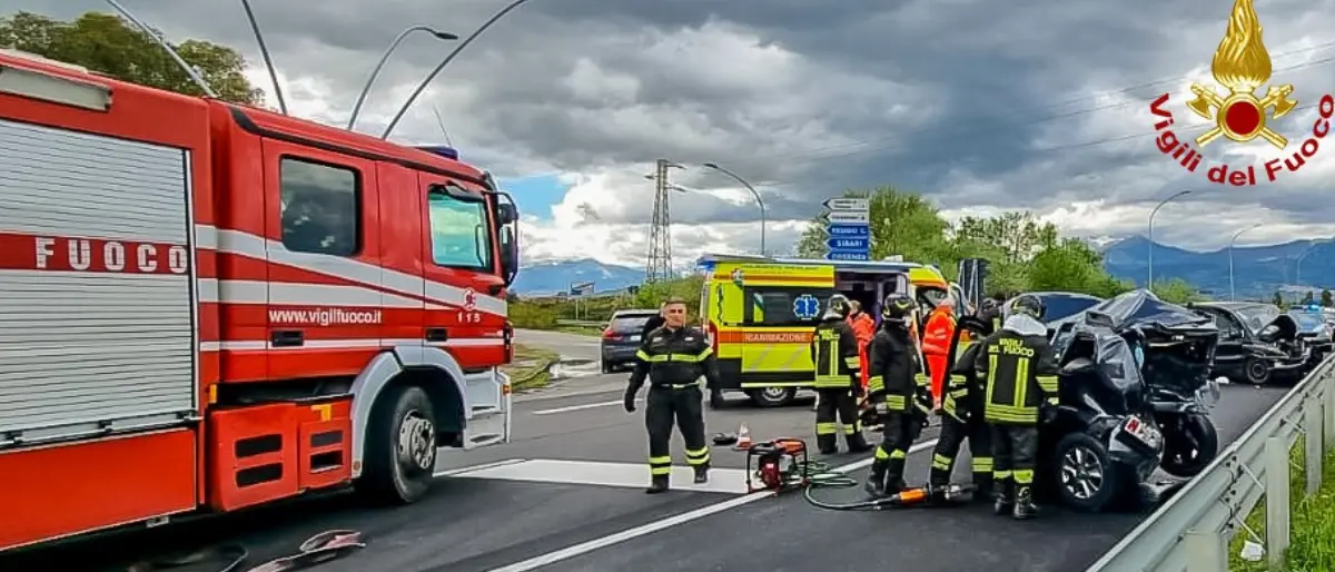 La strage infinita della Statale 106: già nove morti dall'inizio dell'anno