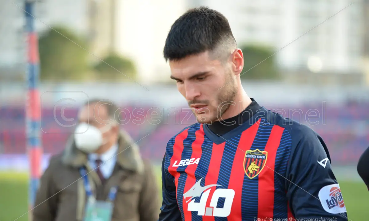 Cosenza-Monza 0-2, pagelle: Sy da festival degli orrori, Laura involuto