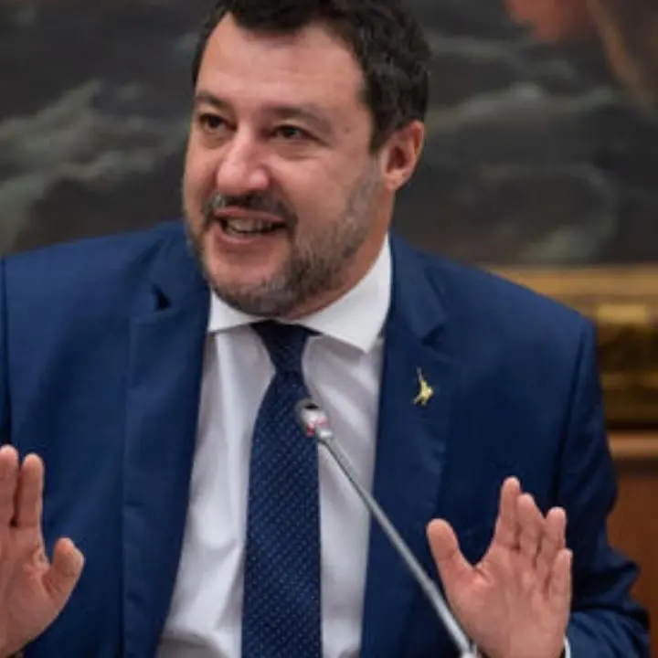 Salvini: «E' il momento di tagliare le tasse, serve pace fiscale»