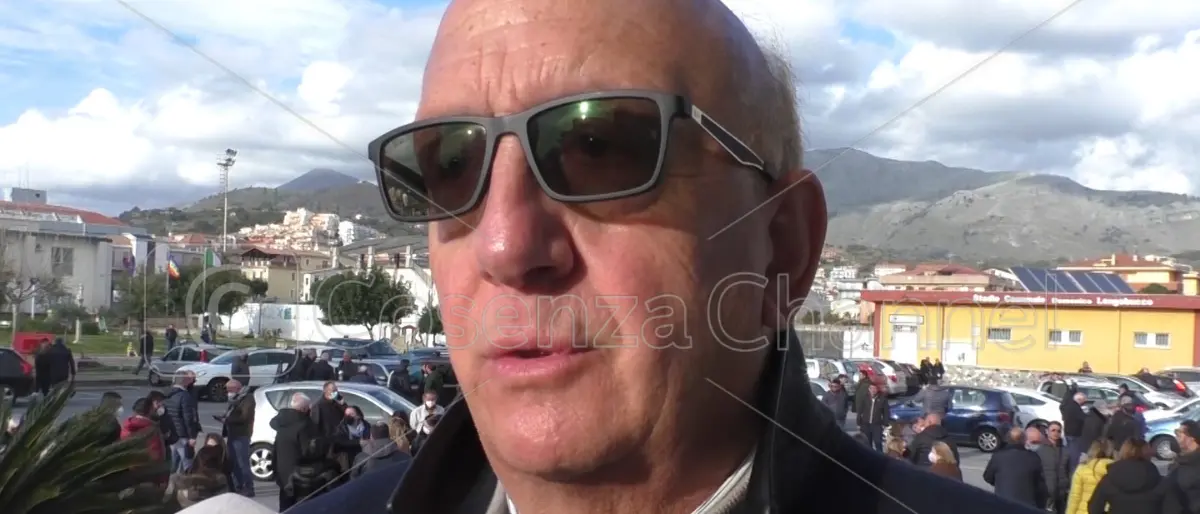 Squadre multate per minuto di silenzio, la Lnd Calabria: «Serve autorizzazione»