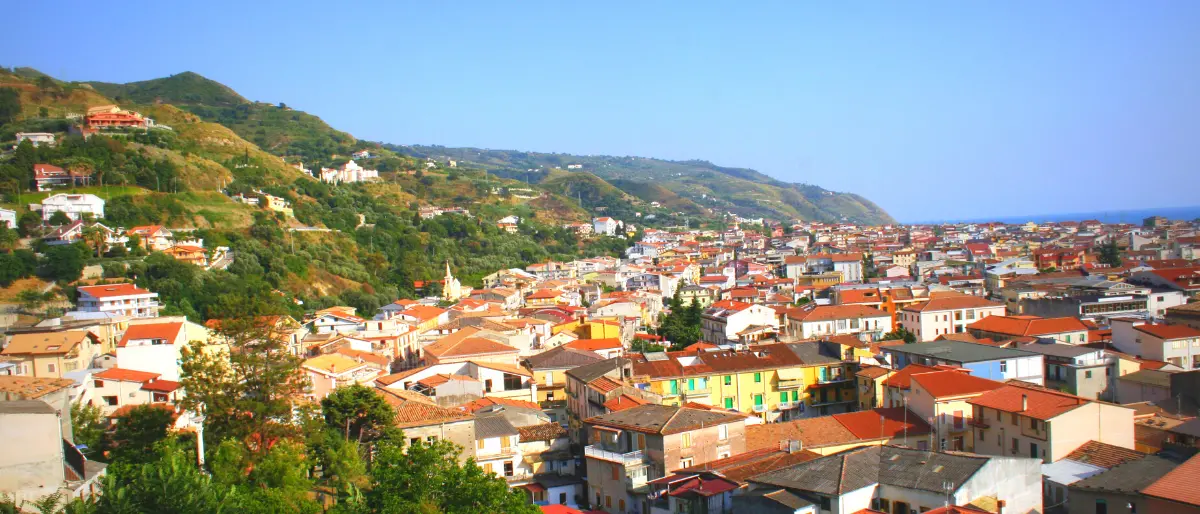 Amantea, consigliera comunale accusa il sindaco: «Frasi sessiste». E deposita proposta di mozione