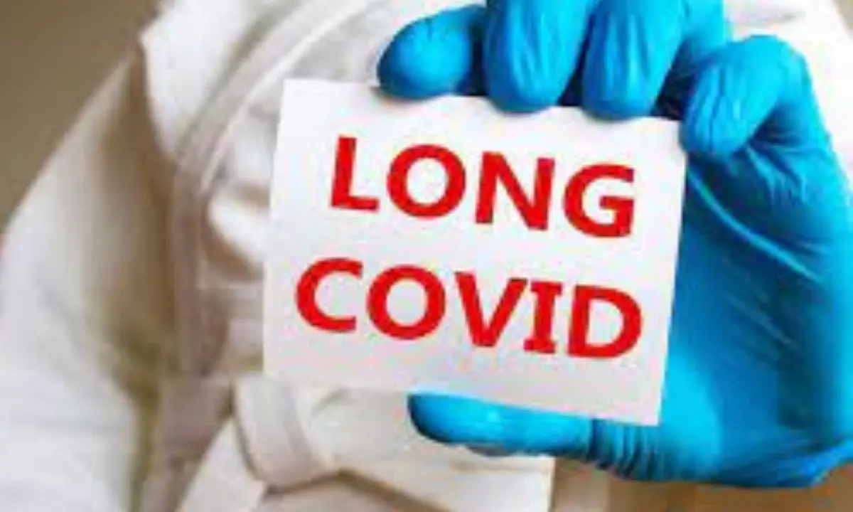 Long Covid, Andreoni: «I vaccini rendono il post malattia più blando»