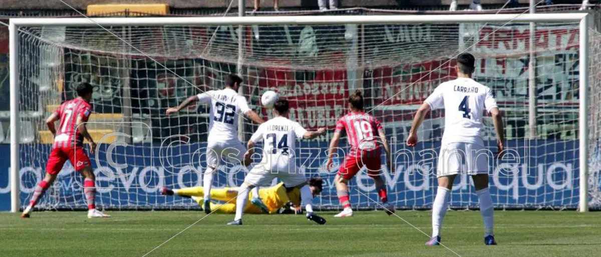 Cosenza, la lotta salvezza è un rebus. L'Alessandria spariglia le carte