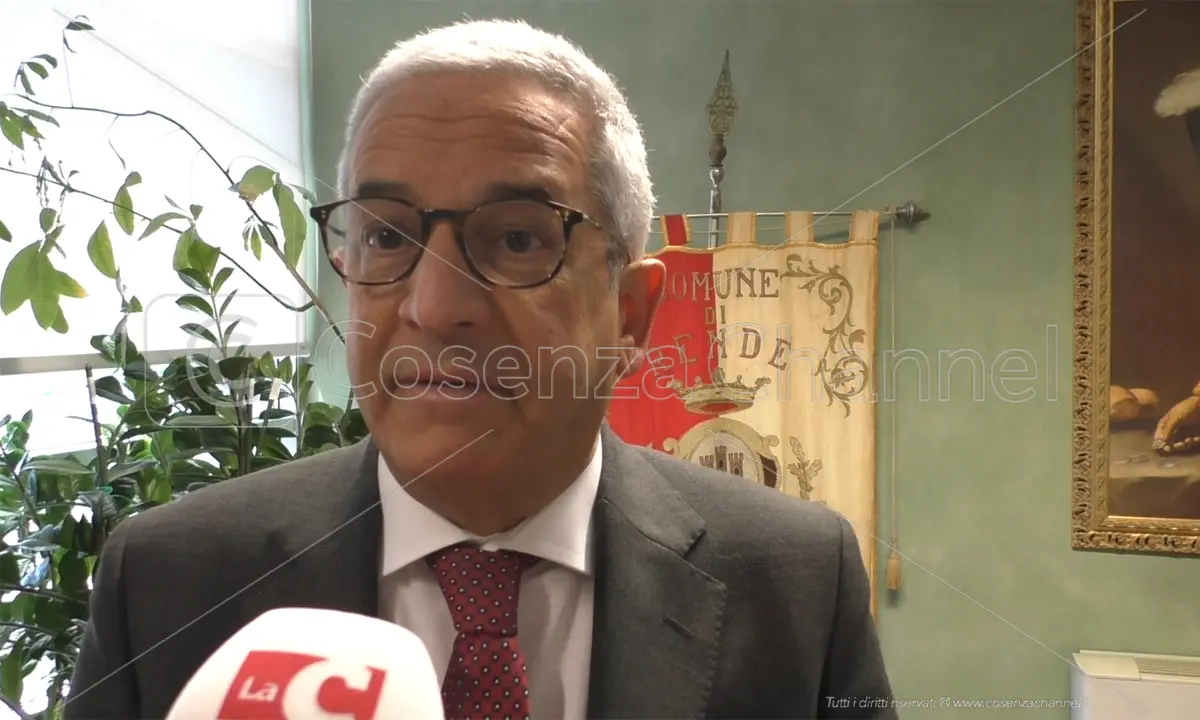 Corruzione a Salerno, la difesa di Marcello Manna tuona contro la procura: «Nascoste prove in suo favore»