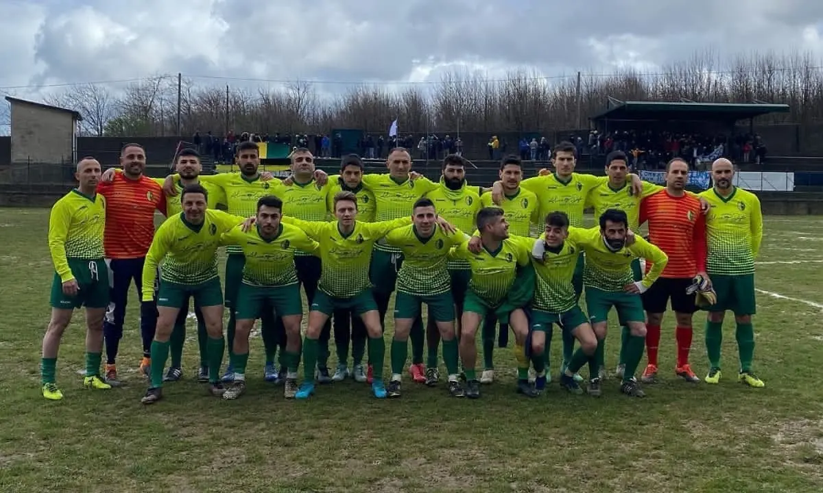 Seconda Categoria, festeggiano Malvito e Tarsia. Ed è la \"Prima\" volta