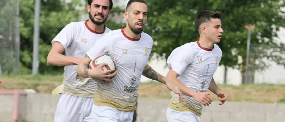 Eccellenza, harakiri Morrone: il Boca Melito sbanca Cosenza (3-4)